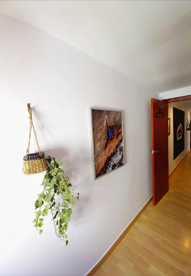 Cornu Karma Apartment Siuranella Cornudella de Montsant ภายนอก รูปภาพ